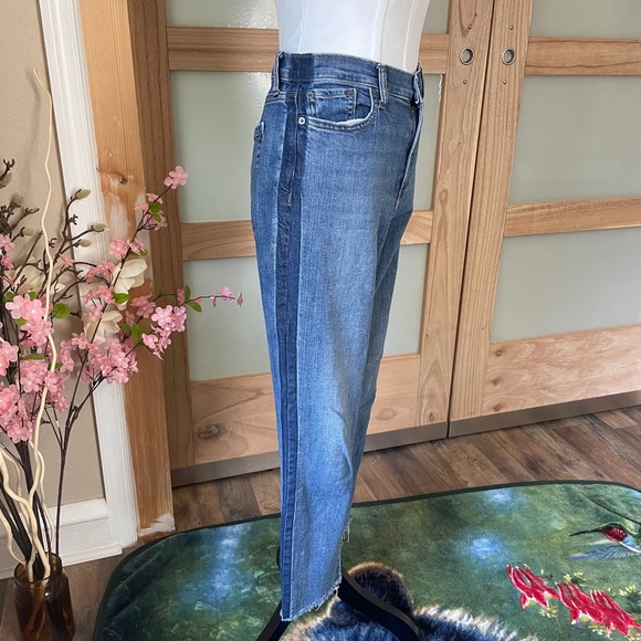 Banana Republic Mid Rise Dark Wash Girlfriend Ankle Length Jeans Frayed - Picture 4 of 14